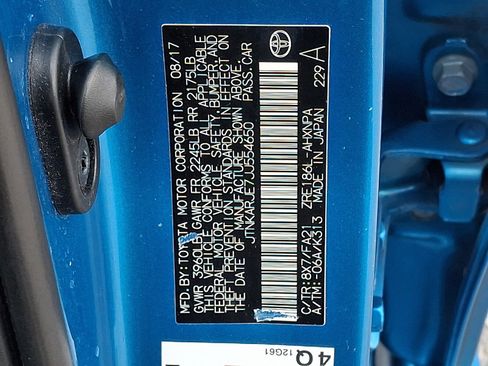 Used 2018 Toyota Corolla iM w/ Carpet Mat Package (TMS) image 27