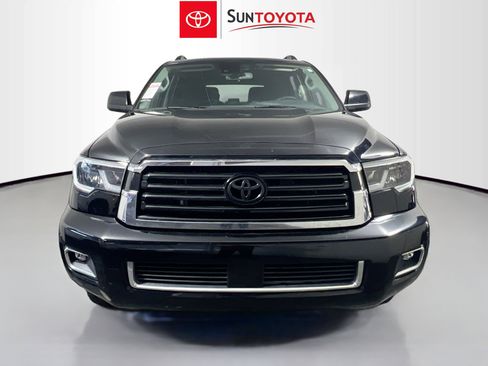 Used 2022 Toyota Sequoia TRD Sport image 10
