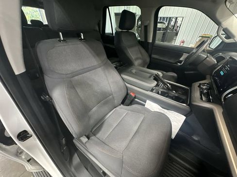 Certified 2025 Ford Expedition Max Active AWD/4WD image 32
