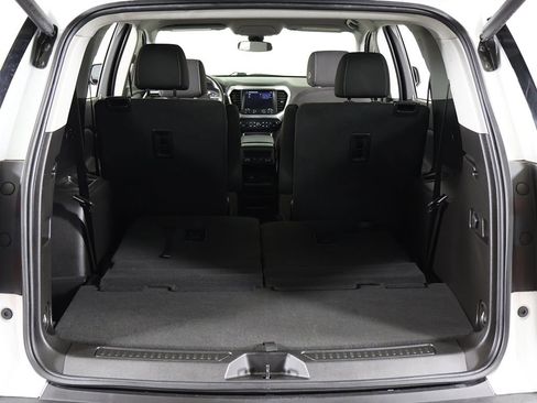 Used 2023 GMC Acadia SLE w/ Driver Convenience Package image 21