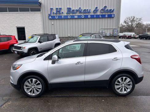 Used 2018 Buick Encore Preferred image 4