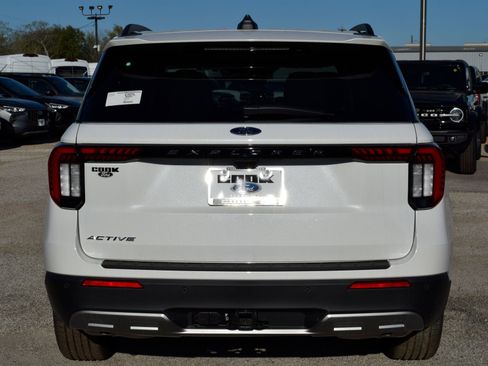 New 2026 Ford Explorer Active w/ Active Comfort Package image 5