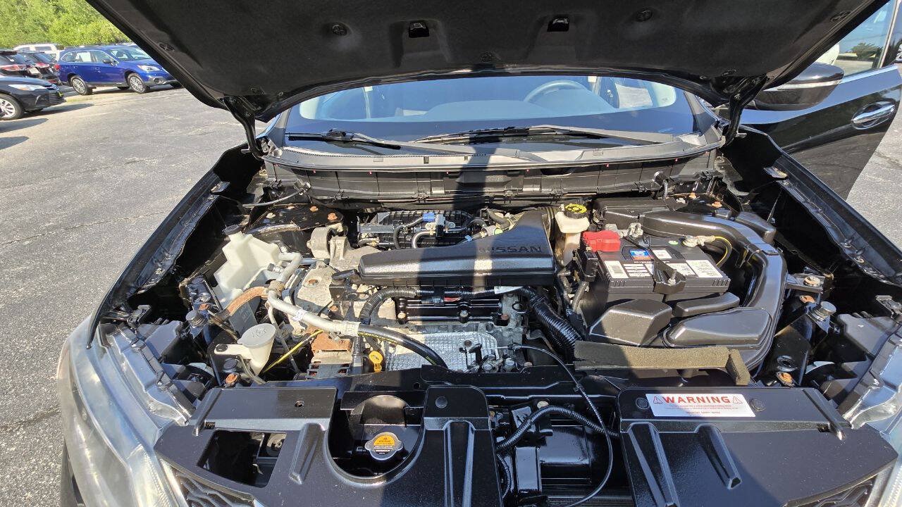 Used 2015 Nissan Rogue S AWD/4WD image 19
