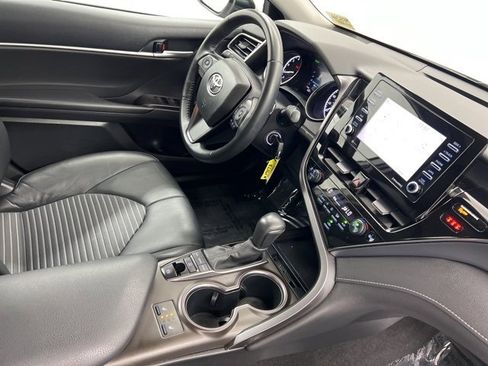 Used 2023 Toyota Camry SE image 22