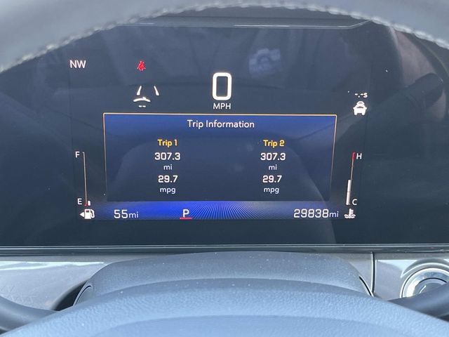 Certified 2024 Chevrolet Trax ACTIV w/ Sunroof Package FWD image 38
