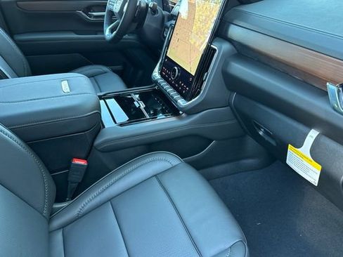 New 2026 GMC Yukon XL Denali w/ Sun & Power Step Package image 19