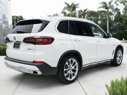 Used 2023 BMW X5 xDrive45e w/ Climate Comfort Package AWD/4WD image 28