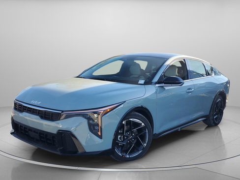 New 2026 Kia K4 GT-Line image 1