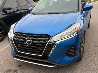 Used 2021 Nissan Kicks SV