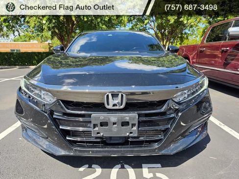 Used 2020 Honda Accord Sport image 2