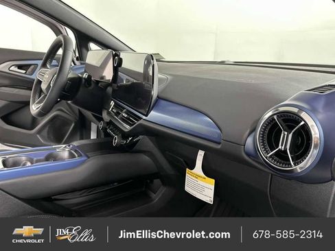 New 2026 Chevrolet Equinox EV LT AWD/4WD image 39