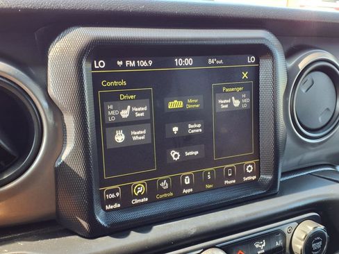 Used 2020 Jeep Wrangler Unlimited Sport S w/ Sun And Sound Package image 6