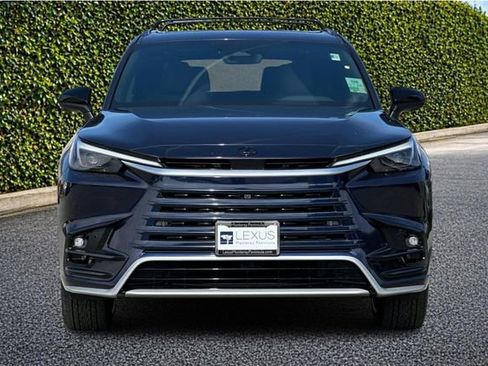 New 2026 Lexus TX 500h AWD image 3