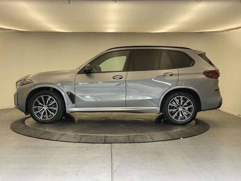 Used 2025 BMW X5 M60i w/ Climate Comfort Package AWD/4WD image 2