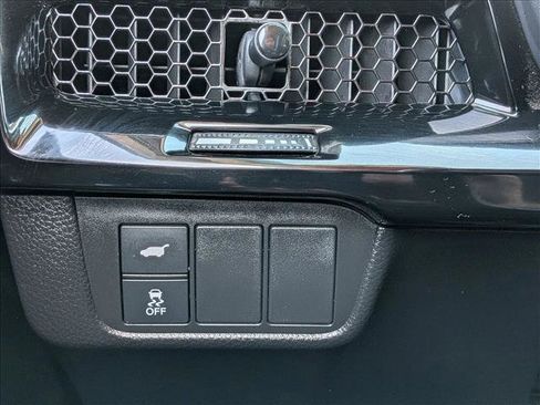 Used 2025 Honda CR-V EX-L image 17