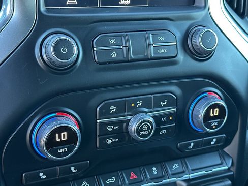 Used 2022 Chevrolet Silverado 1500 RST image 27