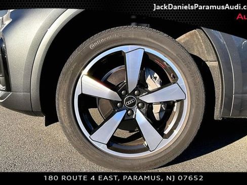 Used 2023 Audi Q5 2.0T Premium Plus w/ Premium Plus Package AWD/4WD image 8