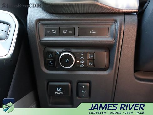Used 2024 Ford F150 Platinum w/ Equipment Group 702A High AWD/4WD image 30