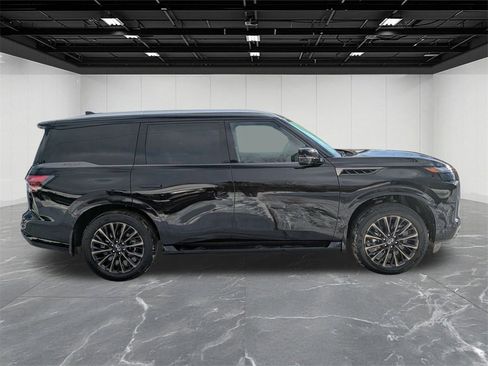 New 2026 INFINITI QX80 Autograph w/ Premium Cargo Package image 6