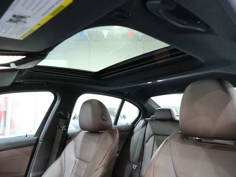 Used 2022 BMW 330i xDrive Sedan w/ Premium Package 2 image 34