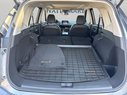 Used 2025 Nissan Rogue SV w/ SV Premium Package AWD/4WD image 44