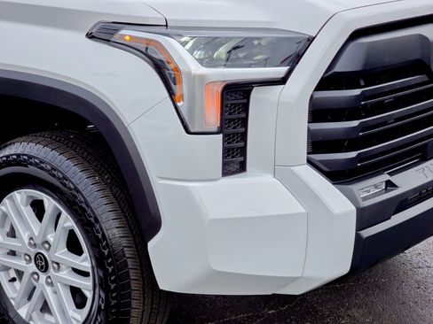 Used 2024 Toyota Tundra SR5 image 8