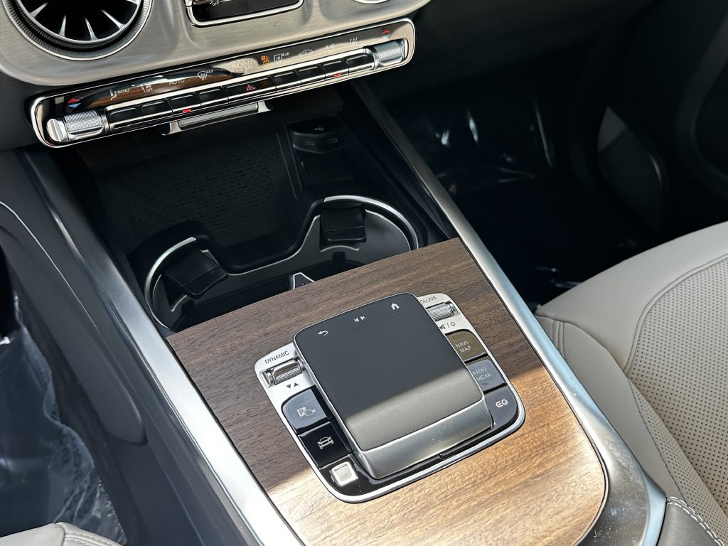 New 2027 Mercedes-Benz G 580 e image 32