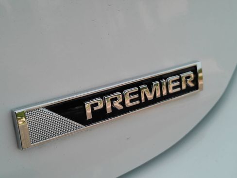Certified 2017 Chevrolet Cruze Premier w/ Enhanced Convenience Package FWD image 31