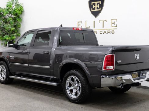 Used 2016 RAM 1500 Laramie w/ Convenience Group AWD/4WD image 3
