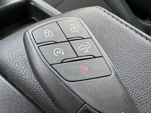 Used 2024 GMC Sierra 1500 Elevation image 22