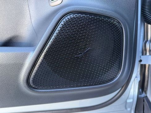 Used 2026 Mercedes-Benz GLB 250 image 23