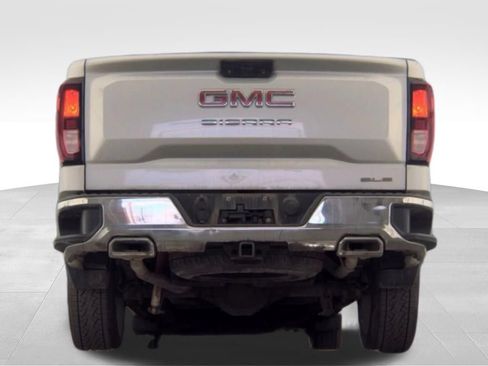 Used 2021 GMC Sierra 1500 SLE w/ X31 Off-Road Package AWD/4WD image 7