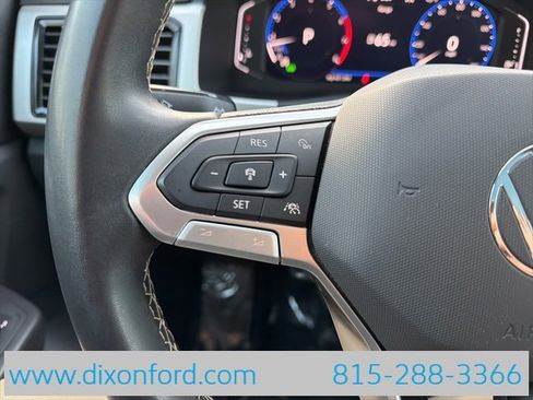 Used 2023 Volkswagen Atlas SEL image 15