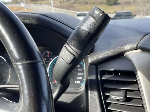 Used 2018 GMC Yukon Denali w/ Open Road Package image 29