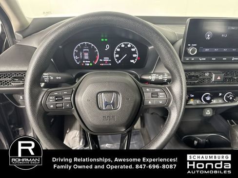 Used 2023 Honda HR-V LX image 11