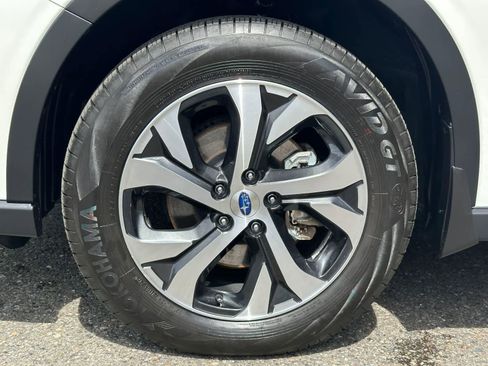 Certified 2021 Subaru Outback Touring XT AWD/4WD image 8
