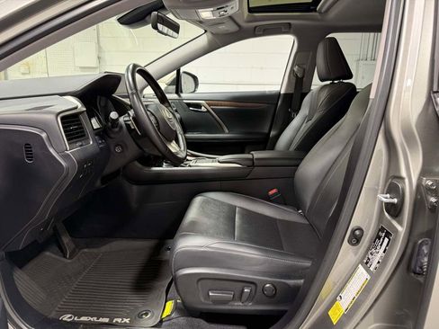 Used 2021 Lexus RX 350L Premium w/ Premium Package image 9