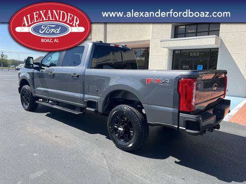 New 2026 Ford F250 XL image 2