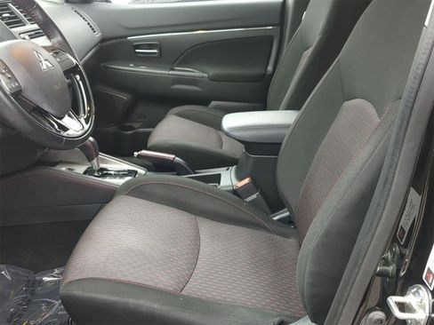 Used 2018 Mitsubishi Outlander Sport LE image 24