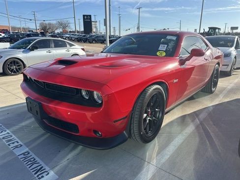 Used 2023 Dodge Challenger R/T Scat Pack w/ Plus Package image 2