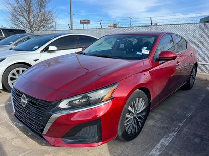 Used 2023 Nissan Altima 2.5 SV w/ SV Premium Package