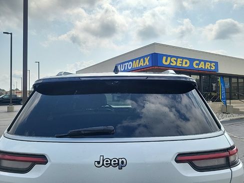 Used 2021 Jeep Grand Cherokee L Summit AWD/4WD image 6
