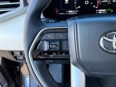 Used 2023 Toyota Sequoia Capstone image 21