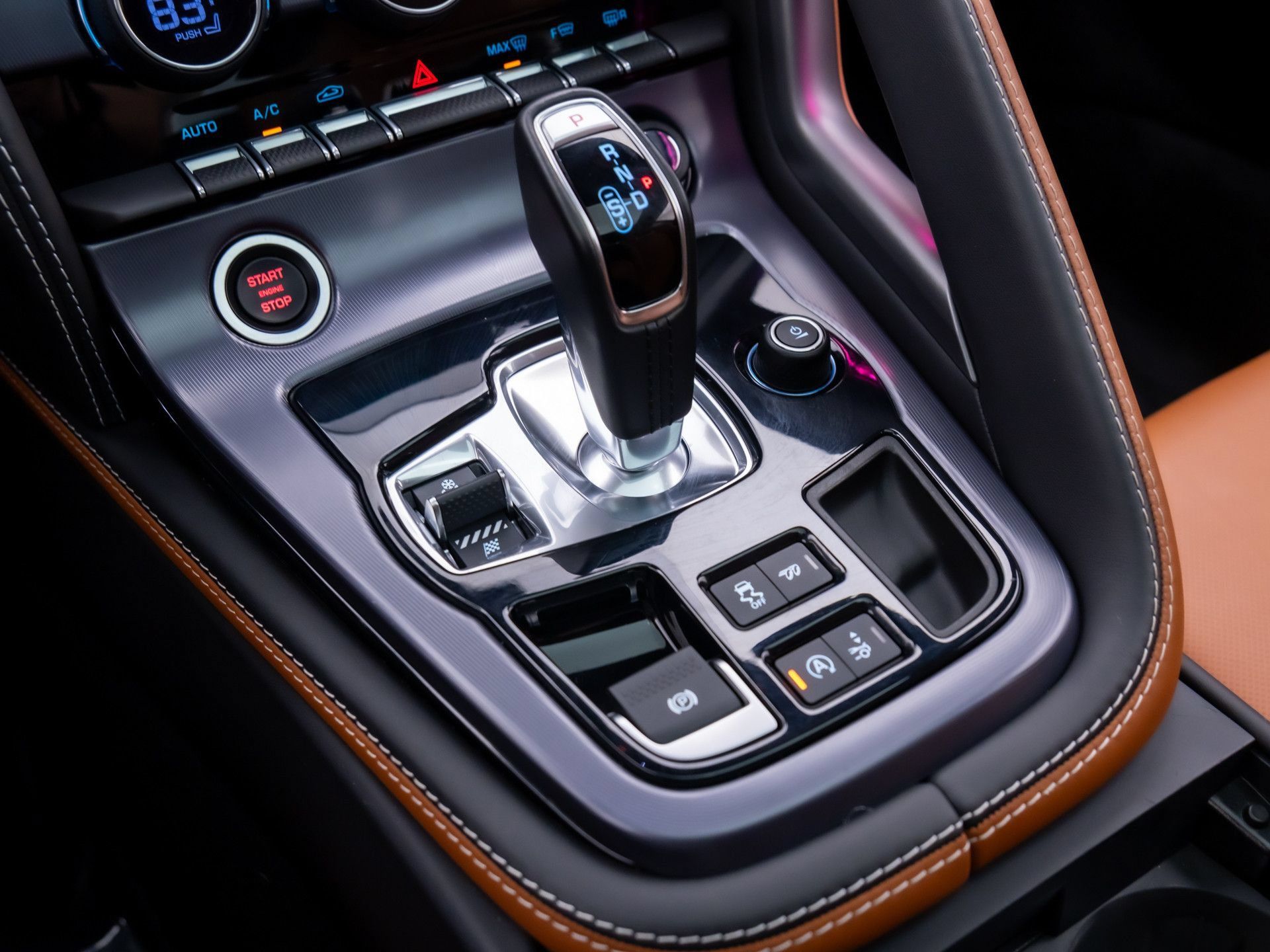 Used 2023 Jaguar F-TYPE R AWD/4WD image 25