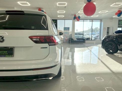Used 2021 Volkswagen Tiguan SE R-Line image 14