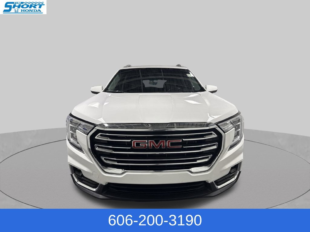 Used 2022 GMC Terrain SLT AWD/4WD image 2