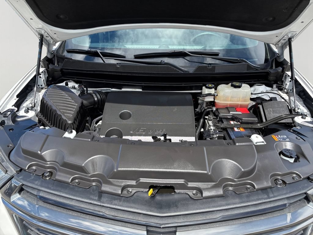 Used 2023 Chevrolet Traverse LT FWD image 9