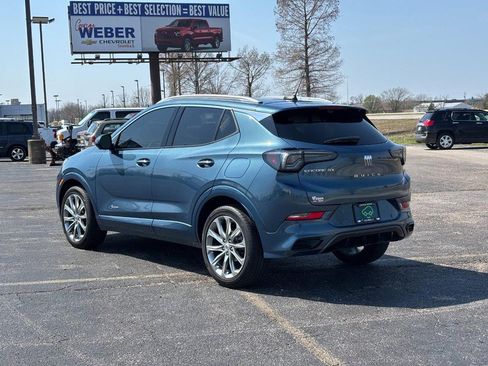 Used 2025 Buick Encore GX Avenir w/ Avenir Technology Package image 3