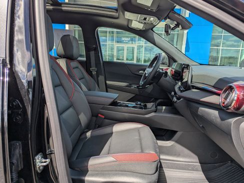 Certified 2026 Chevrolet Equinox RS w/ Convenience Package III image 45