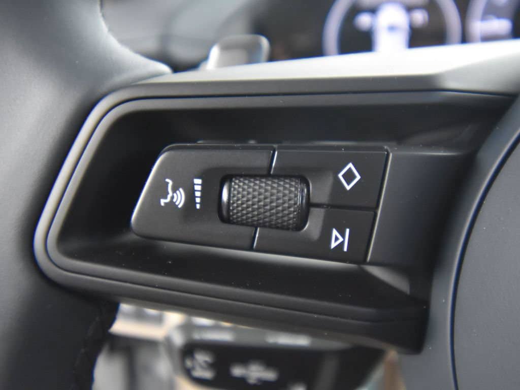 New 2025 Porsche Panamera 4 AWD/4WD image 29